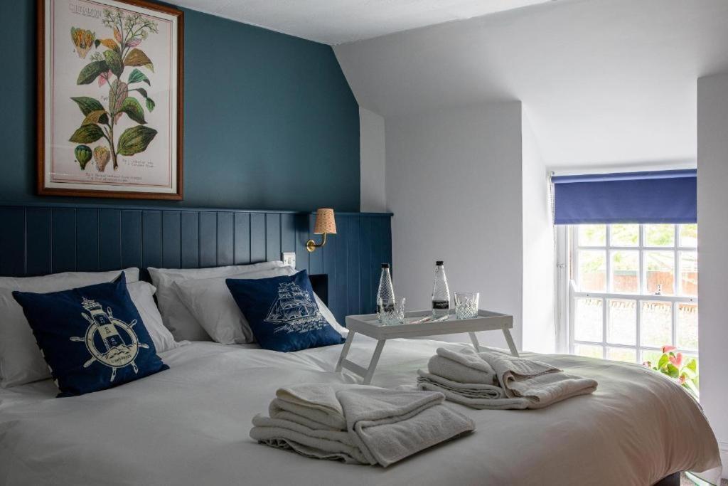 The Spice Ship Hotel Weymouth Room photo